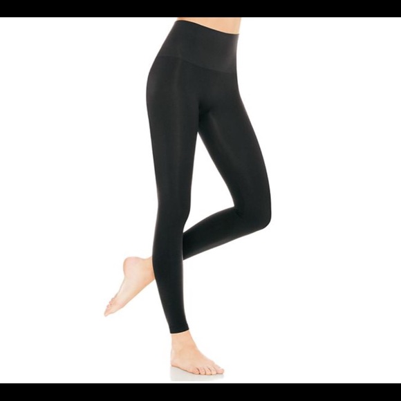 SPANX Pants - Spanx Women’s Shaping Leggings